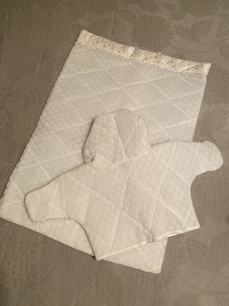 Vintage Bunting Zip Blank