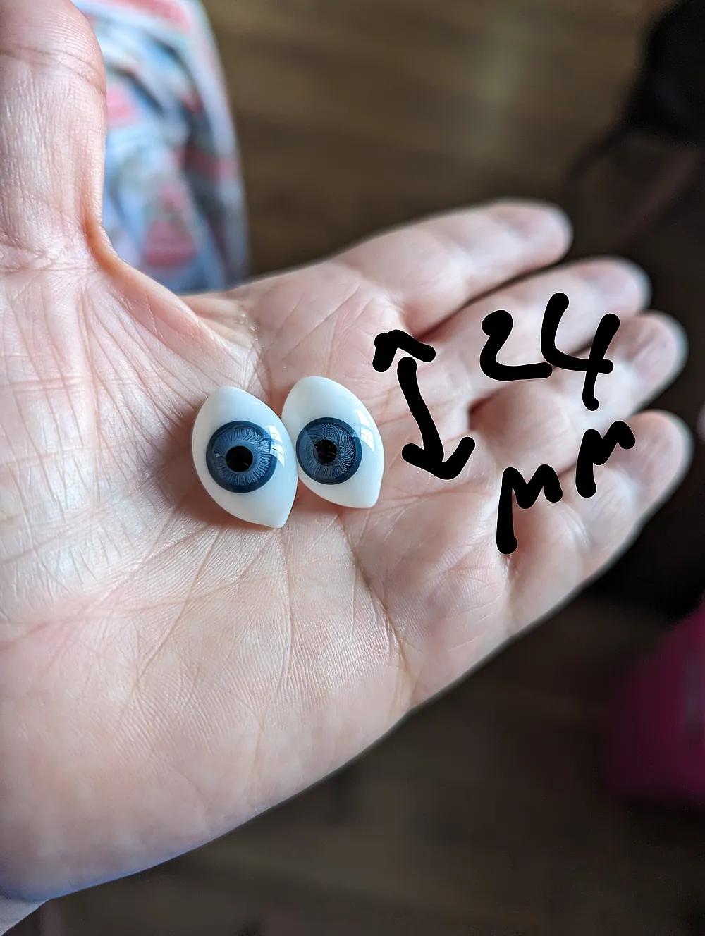 Acrilic & oval glass eyes 4 Acrilic & oval glass eyes