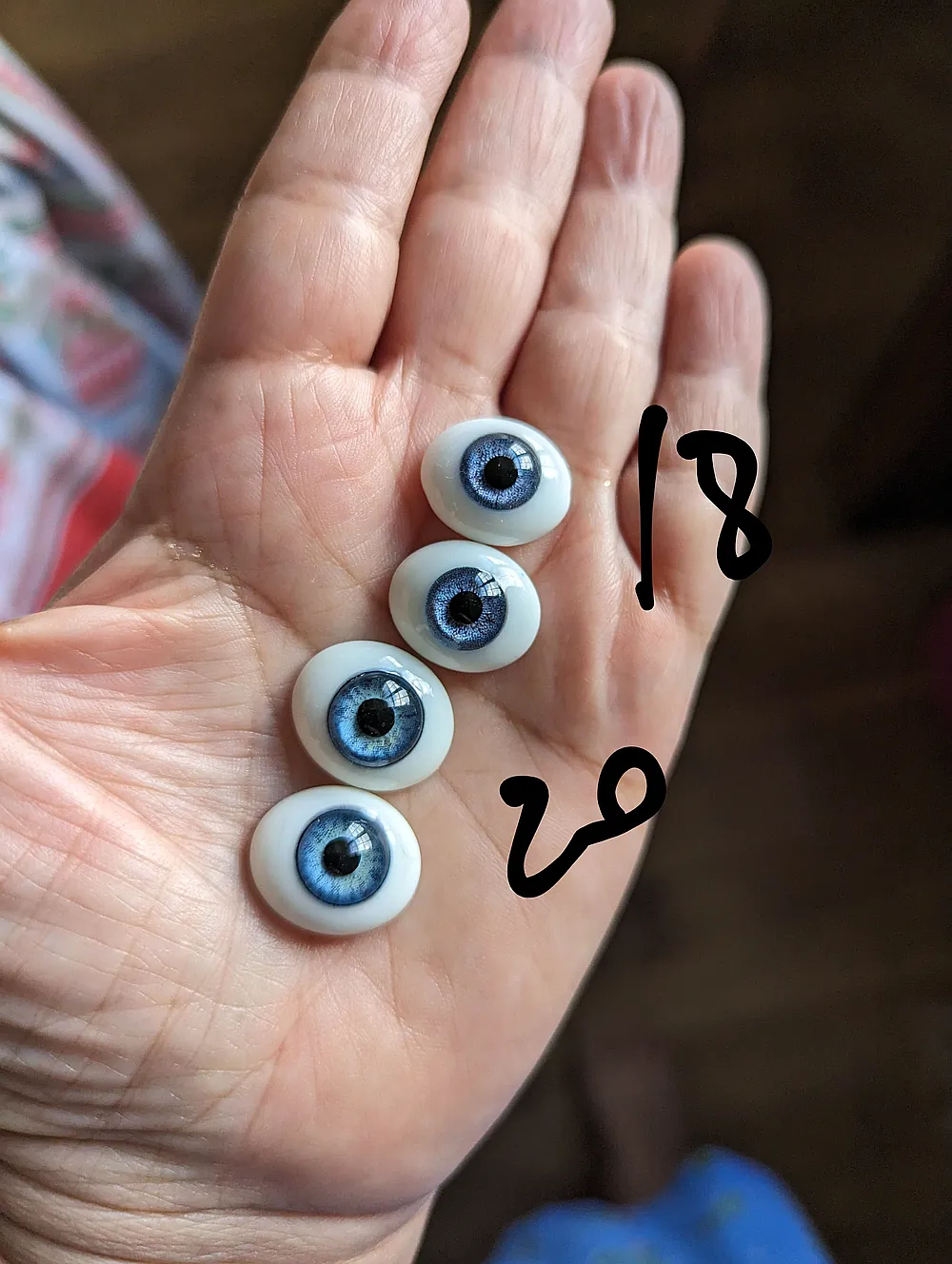 Acrilic & oval glass eyes 9 Acrilic & oval glass eyes