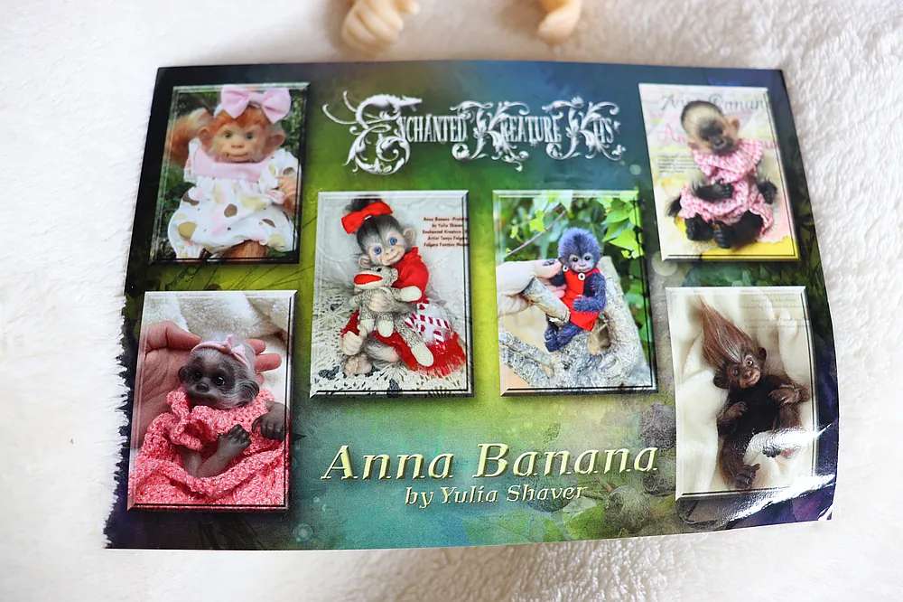Anna Banana Shaver