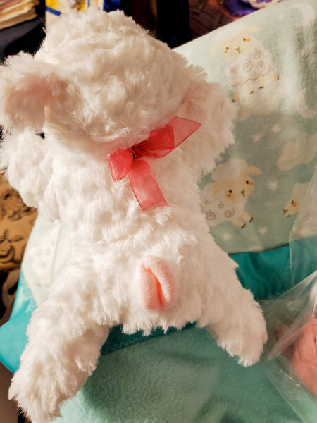 LAMB FLEECE BLANKET